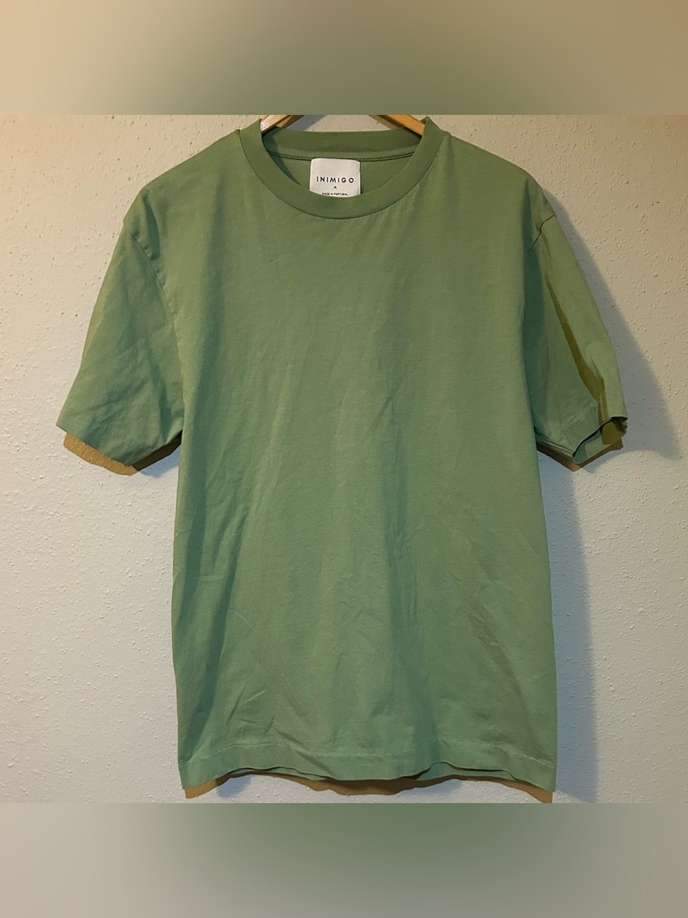 INIMIGO Sage Green Tee Women’s M